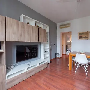 Youhosty - Panfilo Castaldi 26 Apartamento